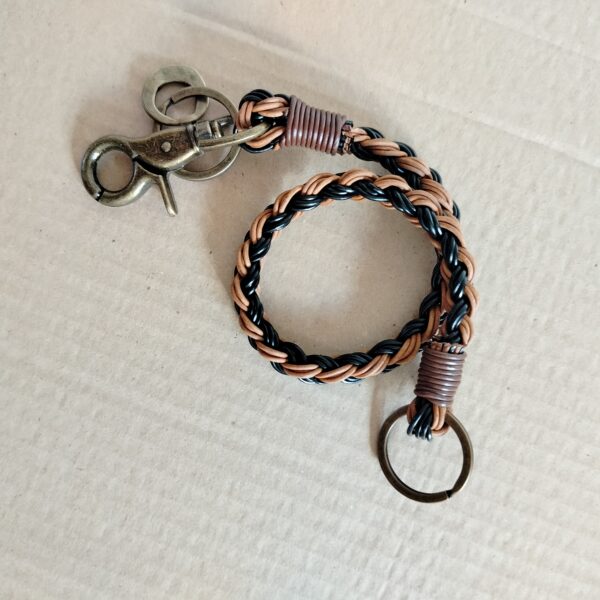 Portachiavi “Cueros” unisex colorato in vera pelle - Collezione Vintage Style - immagine 10
