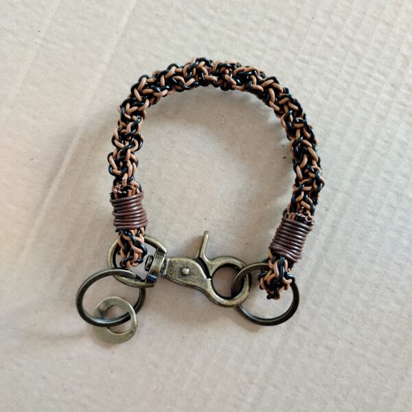 Portachiavi “Cueros Limited Edition” unisex colorato in vera pelle - Collezione Vintage Style - immagine 4