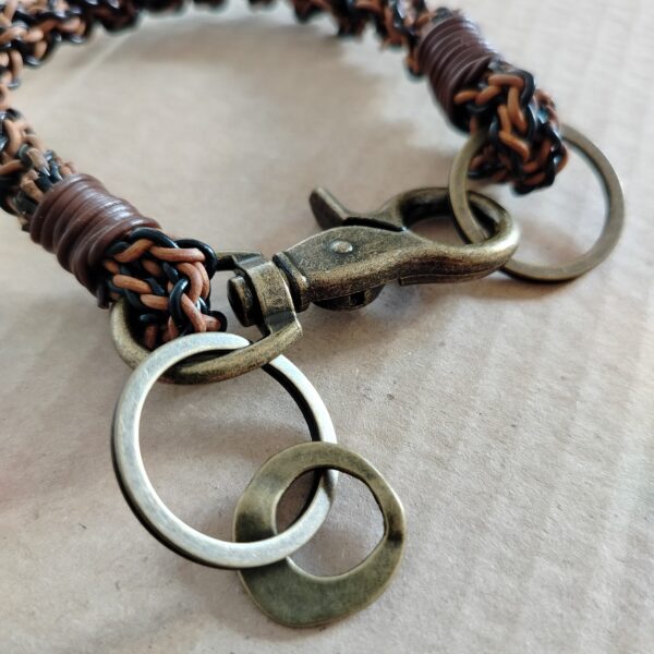 Portachiavi “Cueros Limited Edition” unisex colorato in vera pelle - Collezione Vintage Style - immagine 7
