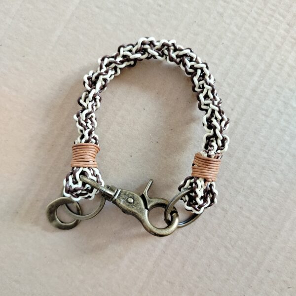 Portachiavi “Cueros Limited Edition” unisex colorato in vera pelle - Collezione Vintage Style - immagine 2