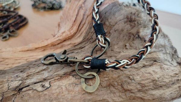 Portachiavi “Cueros” unisex colorato in vera pelle - Collezione Vintage Style