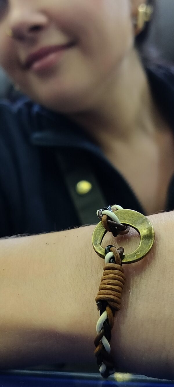 Bracciale “Cueros” unisex colorato in vera pelle regolabile - Collezione Vintage Style - immagine 17
